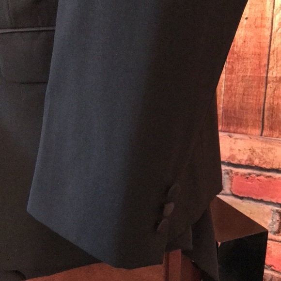 Cricketeer Tuxedo Coat - Picture 16 of 17